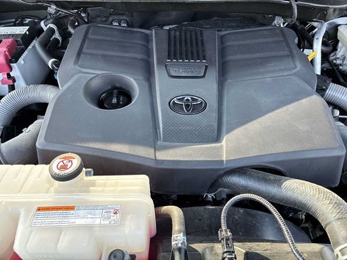 Used 2024 Toyota Tundra SR5 AWD/4WD image 17