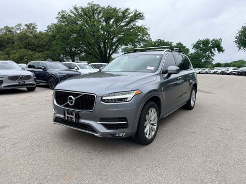 Used 2016 Volvo XC90 T6 Momentum w/ Momentum Plus Package image 2