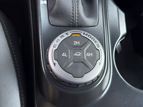 Used 2024 Ford Bronco Black Diamond AWD/4WD image 12