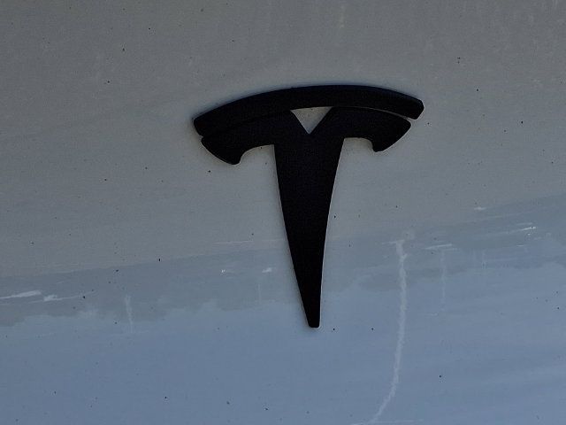 Used 2022 Tesla Model Y Performance AWD/4WD image 31