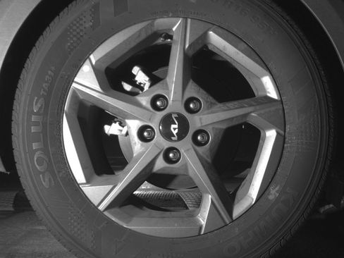 Used 2025 Kia K4 LXS image 15