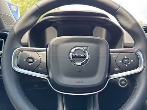 New 2025 Volvo XC40 B5 Plus w/ Protection Package Premier image 32