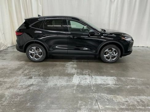 New 2026 Ford Escape ST-Line w/ Cold Weather Package AWD/4WD image 2