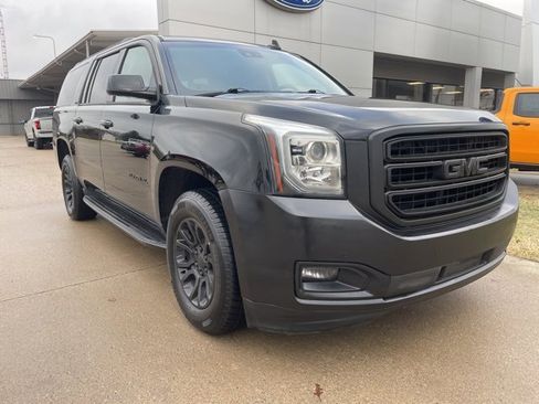 Used 2018 GMC Yukon XL SLT image 1