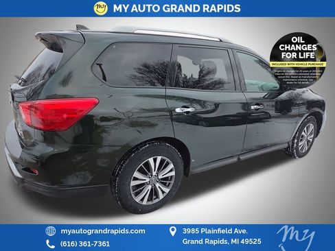 Used 2020 Nissan Pathfinder SL image 7