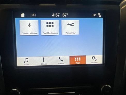 Used 2018 Ford Fusion SE w/ Equipment Group 602A FWD image 21