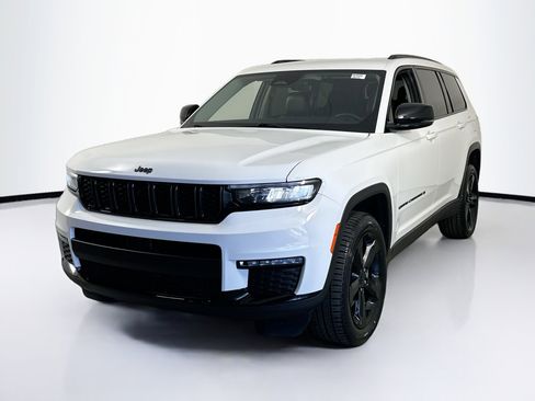 Used 2023 Jeep Grand Cherokee L Limited w/ Black Appearance Package image 1
