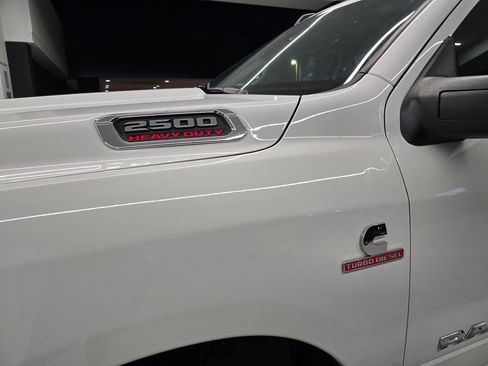 Used 2024 RAM 2500 Laramie w/ Safety Group AWD/4WD image 11