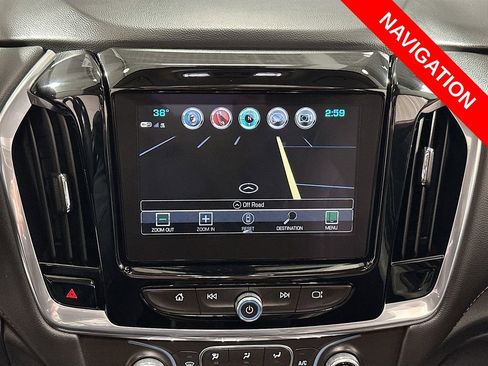 Used 2018 Chevrolet Traverse LT image 14