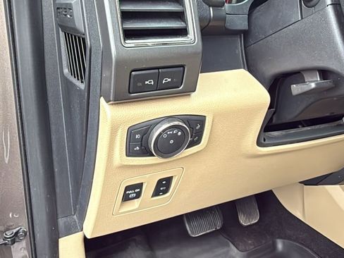 Used 2020 Ford F150 XLT w/ Equipment Group 302A Luxury image 10