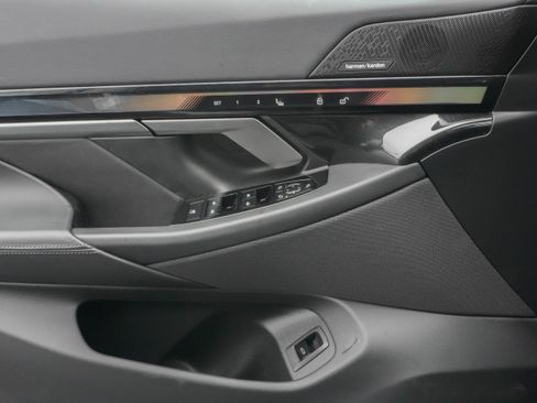 Certified 2026 BMW 540i xDrive image 28