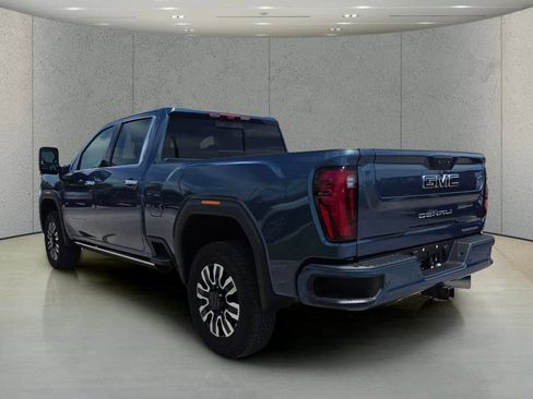 Used 2025 GMC Sierra 3500 Denali Ultimate AWD/4WD image 7