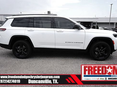 New 2026 Jeep Grand Cherokee L Limited w/ Limited Altitude Package AWD/4WD image 6