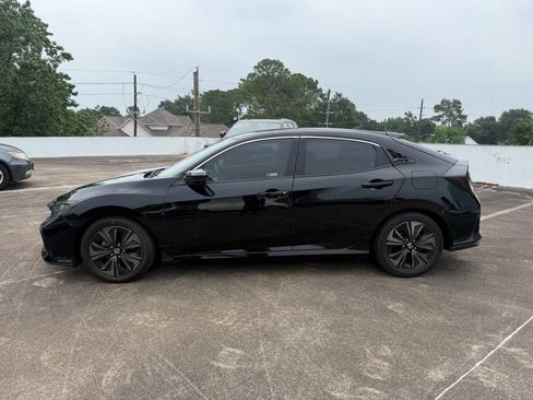 Used 2019 Honda Civic EX image 5
