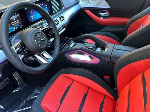 Certified 2025 Mercedes-Benz GLE 53 AMG 4MATIC image 4