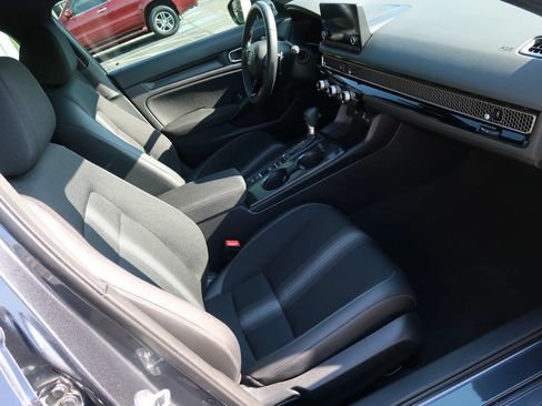 Used 2024 Honda Civic Sport image 24