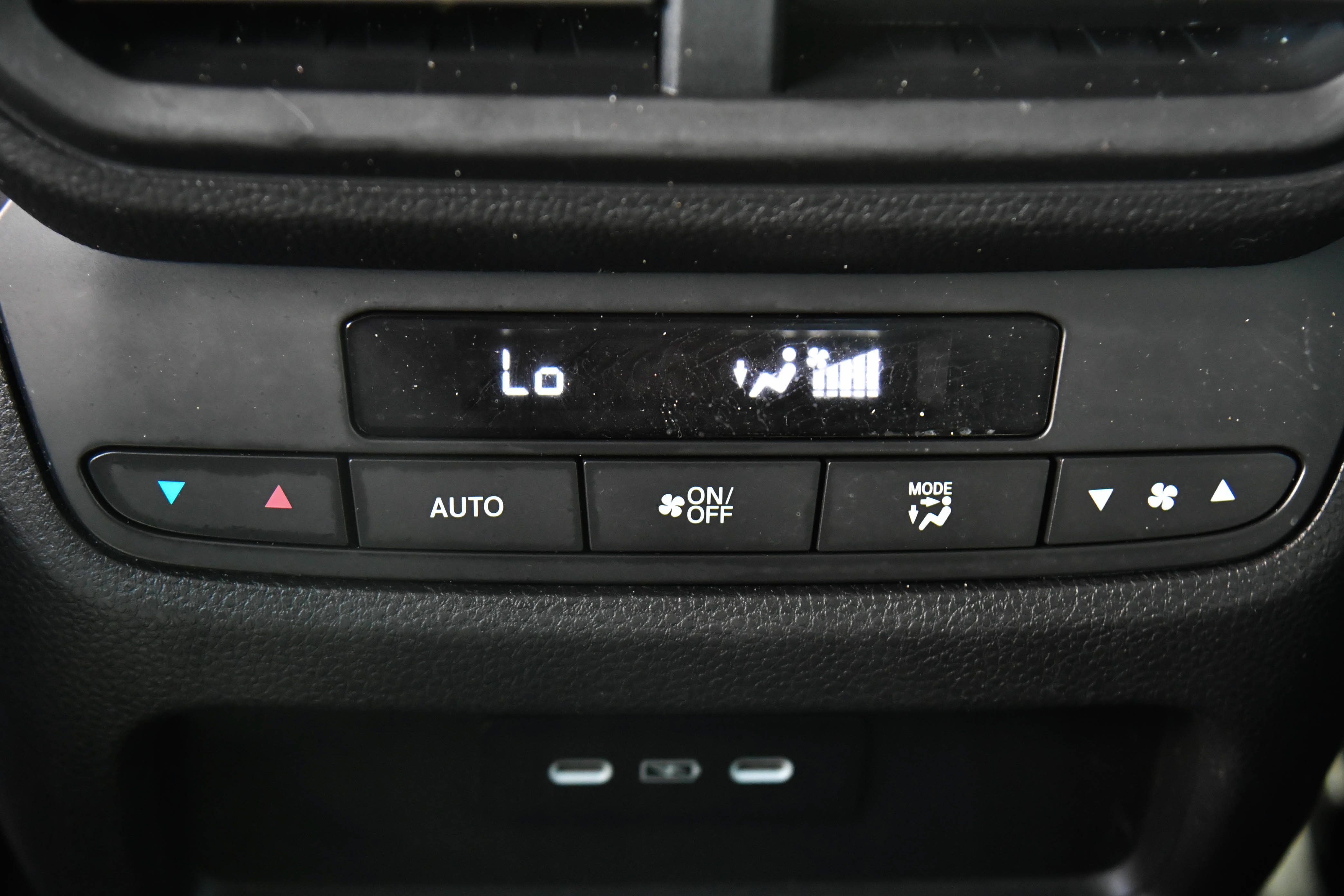 Used 2024 Honda Pilot EX-L image 42