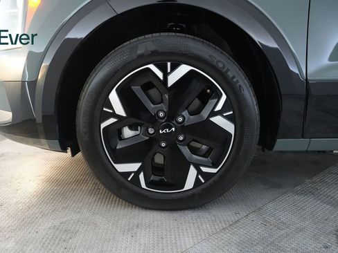 Used 2023 Kia Niro Wind FWD image 19