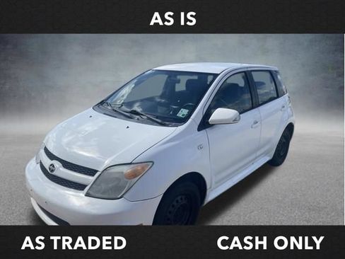 Used 2006 Scion xA FWD image 1