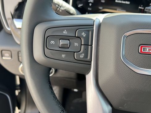 New 2026 GMC Sierra 1500 Elevation image 25