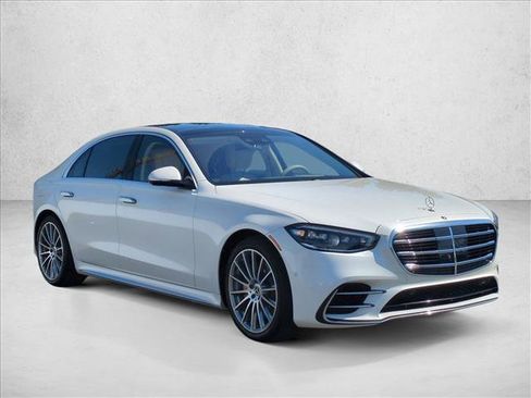 Used 2022 Mercedes-Benz S 580 4MATIC Sedan image 6
