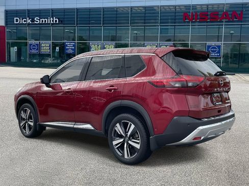 Used 2023 Nissan Rogue Platinum w/ Platinum Premium Package image 4