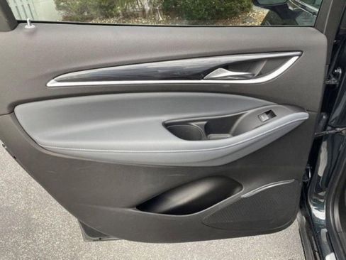 Used 2020 Buick Enclave Premium w/ Surround and Sites Package image 19