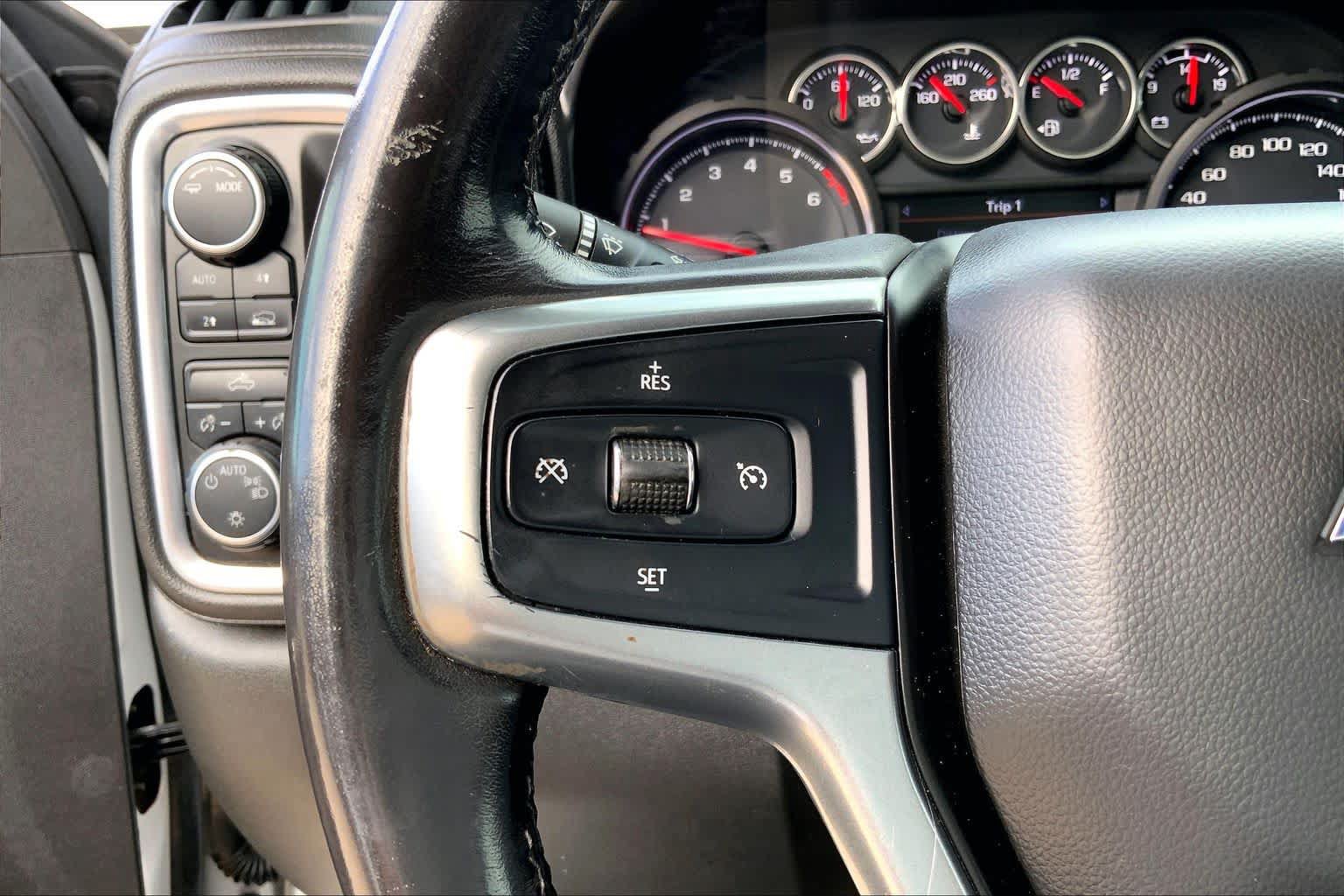 Used 2020 Chevrolet Silverado 1500 LT w/ Fleet Comfort Package AWD/4WD image 23