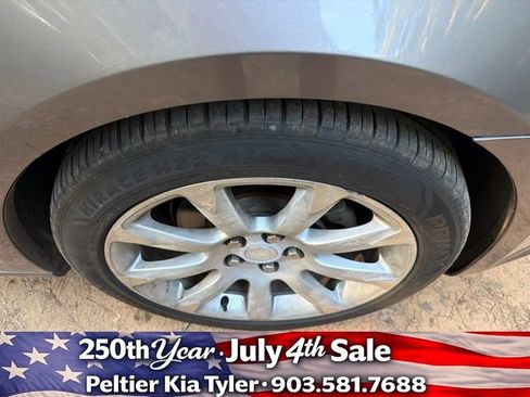 Used 2012 Buick LaCrosse Touring FWD image 14