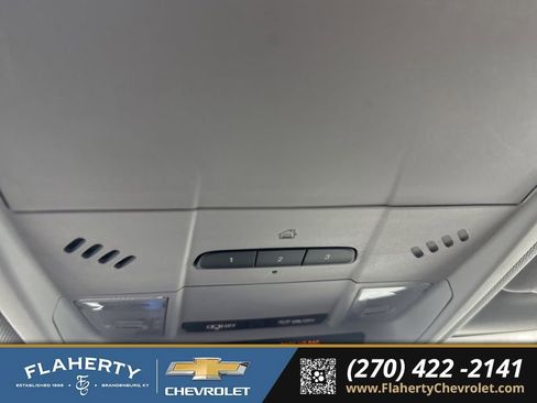 Used 2019 Chevrolet Equinox LT image 30