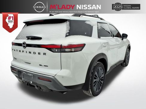 New 2026 Nissan Pathfinder SL image 7