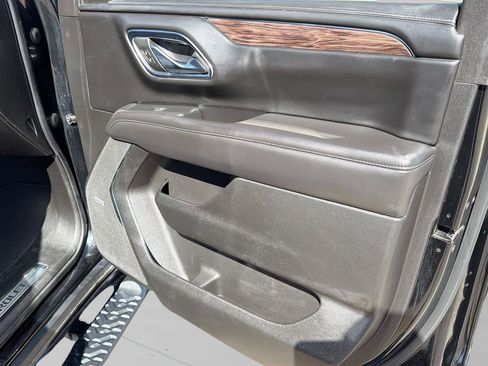 Used 2023 Chevrolet Tahoe Z71 AWD/4WD image 11