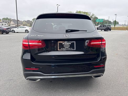 Used 2019 Mercedes-Benz GLC 300 4MATIC image 10