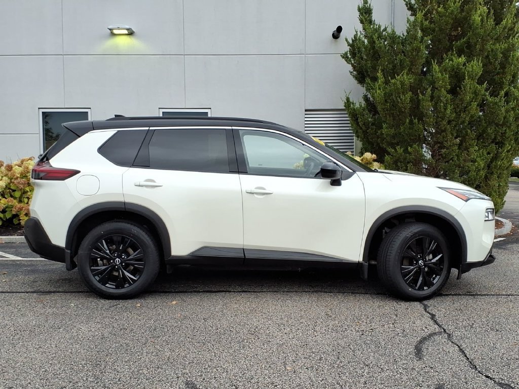 Certified 2023 Nissan Rogue SV w/ SV Premium B Package AWD/4WD image 2