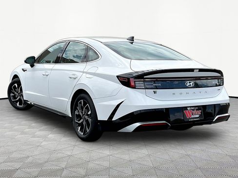 Used 2025 Hyundai Sonata SEL AWD/4WD image 4