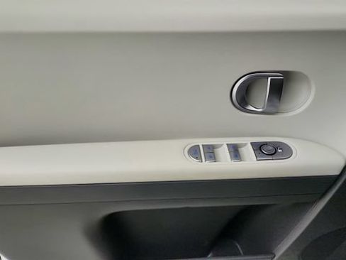 Used 2024 Hyundai Ioniq 5 SE RWD image 49