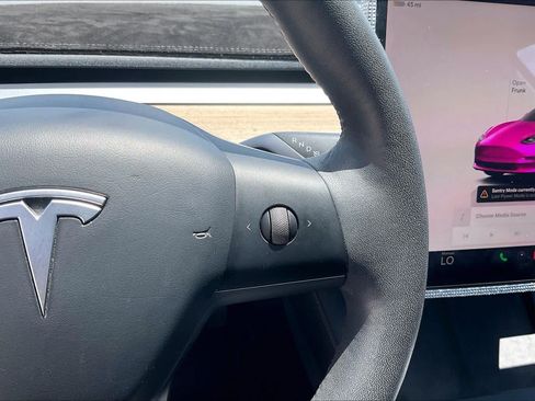 Used 2023 Tesla Model 3 Standard Range RWD image 22