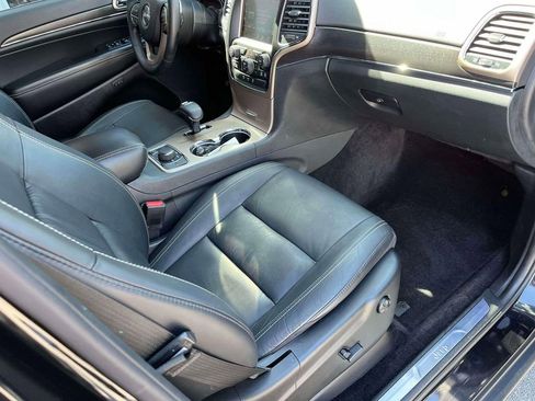 Used 2015 Jeep Grand Cherokee Limited image 22