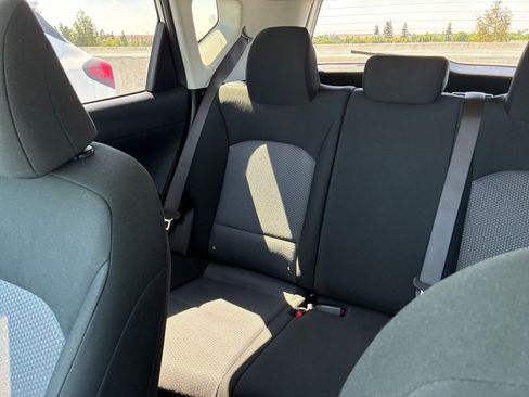 Used 2025 Kia Soul LX w/ LX Technology Package FWD image 37