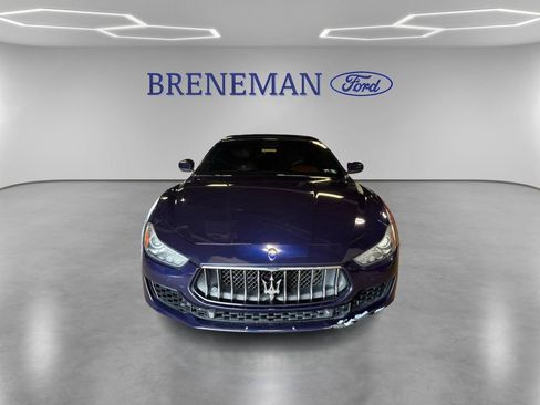 Used 2018 Maserati Ghibli RWD image 2