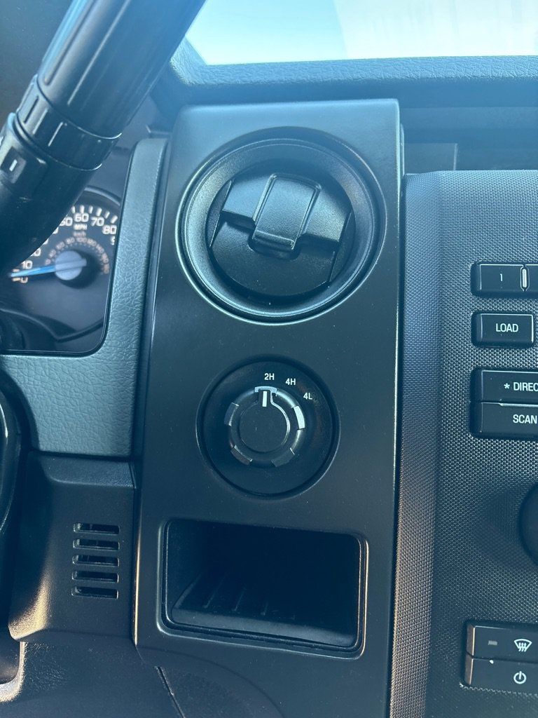 Used 2014 Ford F150 XL w/ Equipment Group 101A Mid AWD/4WD image 15