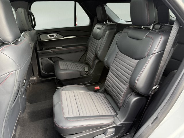 New 2027 Ford Explorer ST-Line w/ Premium Package AWD/4WD image 10