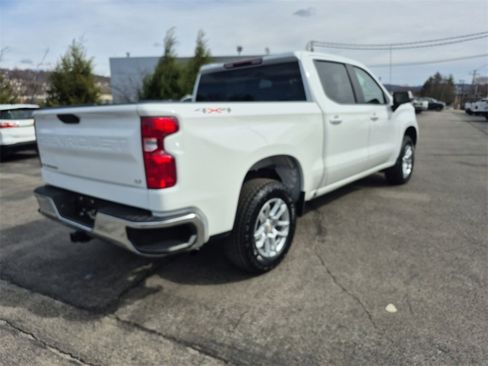 Used 2022 Chevrolet Silverado 1500 LT image 15