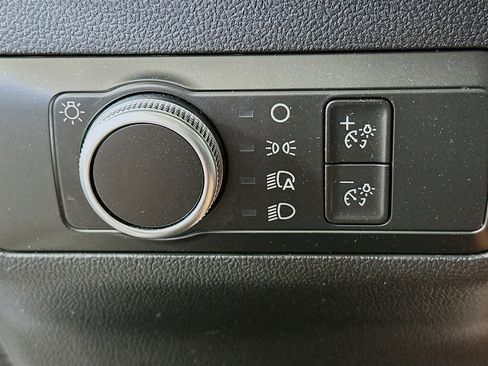 Used 2022 Ford Escape S FWD image 17