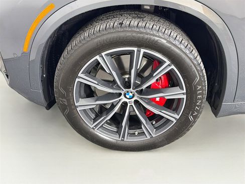 Used 2026 BMW X5 xDrive40i w/ M Sport Package image 33