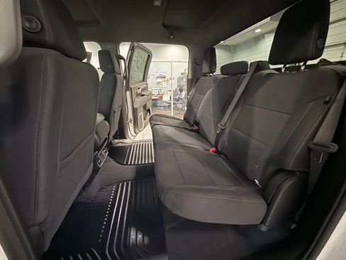 Certified 2025 Chevrolet Silverado 2500 LT w/ Convenience Package image 12