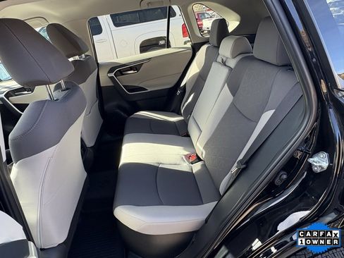 Certified 2025 Toyota RAV4 XLE image 21