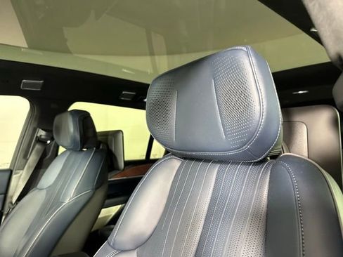 New 2025 Cadillac Escalade IQ Luxury 2 AWD/4WD image 19