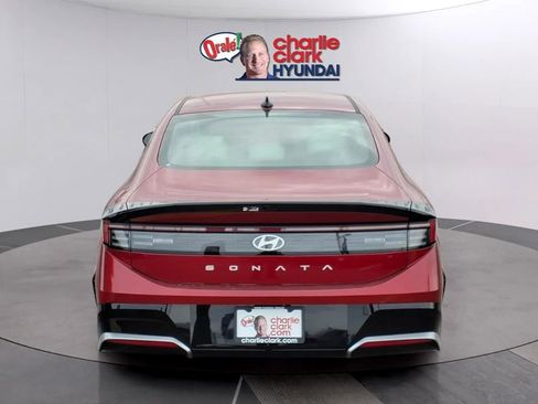 New 2026 Hyundai Sonata SEL image 4