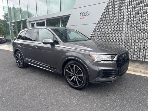 Certified 2024 Audi Q7 3.0T Prestige AWD/4WD image 1